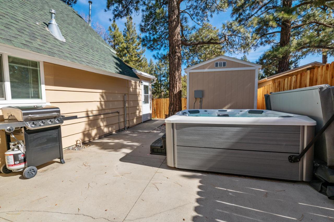 Maple Lane Lodge - Adorable Chalet On A Fully Fenced Lot With A Hot Tub And More! Sugarloaf Exterior foto